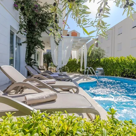 Villa Luka *